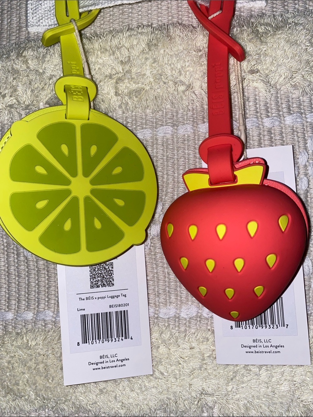 BEIS x Poppi Luggage tag & mirror bag charm - Picture 12 of 14